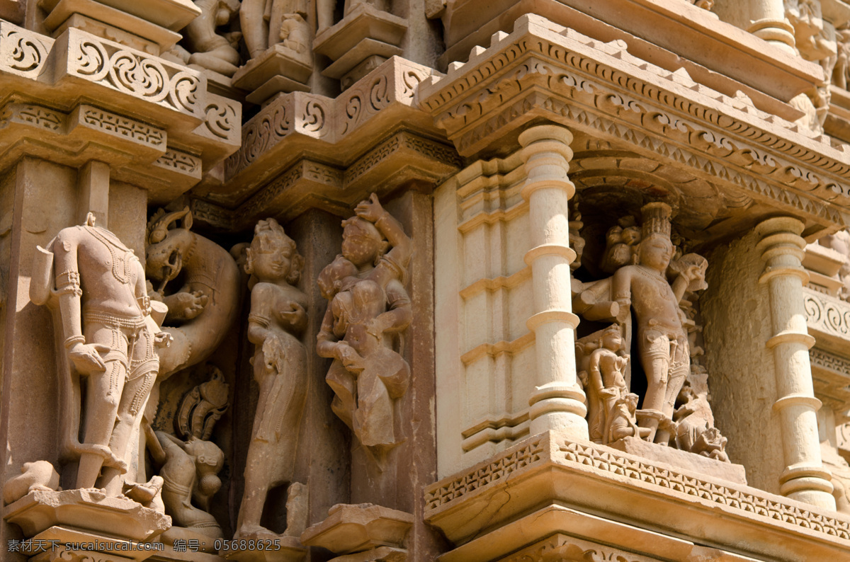 雕刻 人物 印度 建筑设计 印度中央邦 印度教堂 庙宇 雕刻建筑 名胜古迹 古老建筑 著名建筑 旅游景区 环境家居 黑色
