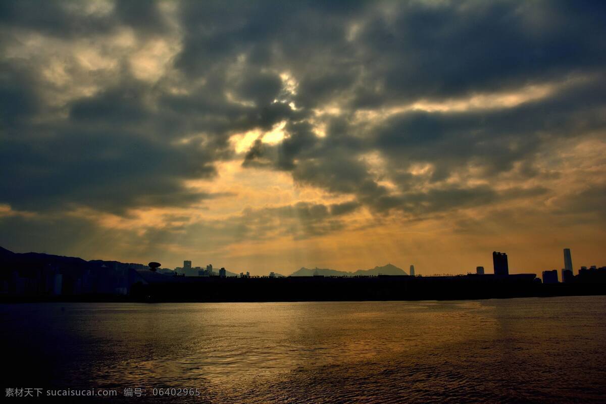 曙光 霞光 乌云 拨开云雾 天空 自然景观 自然风景