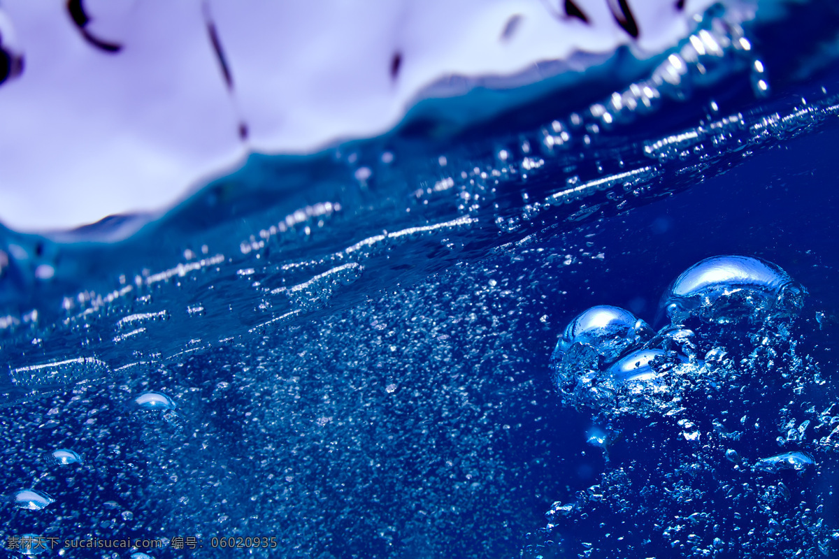 蓝色 海水 海水摄影 泡泡 海洋 蓝色背景 水图片 生活百科