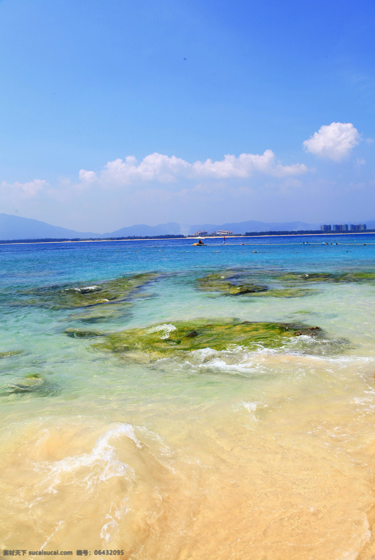 蜈 支 洲 海滩 白云 海浪 海南 礁石 蓝色海水 蓝天 旅游摄影 沙滩 蜈支洲海滩 白沙 蜈支洲岛 自然风景 psd源文件