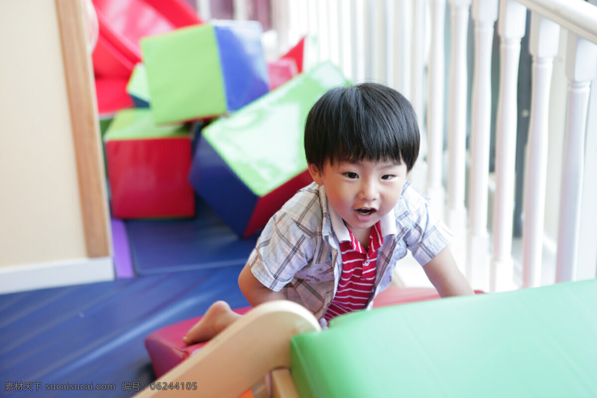 小孩免费下载 儿童幼儿 人物图库 玩具 小孩 玩 psd源文件