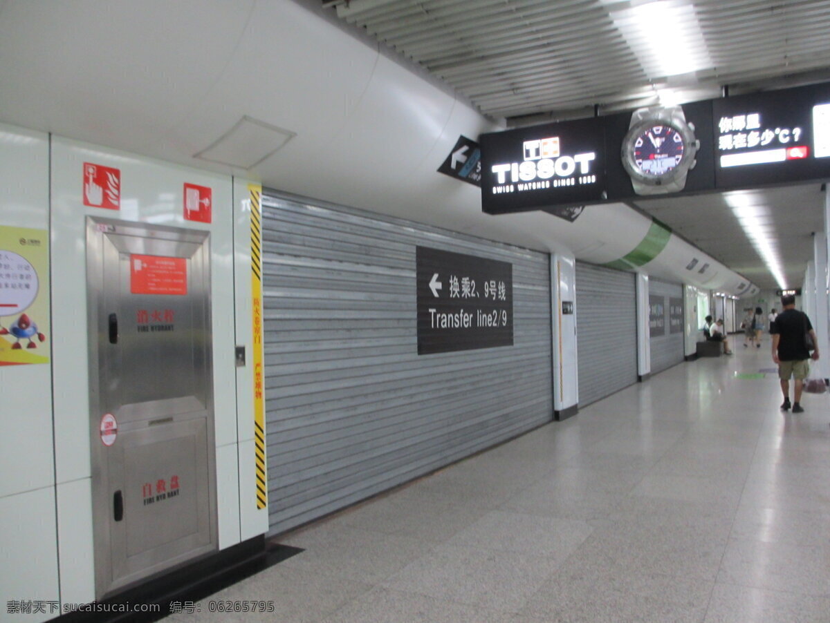 上海地铁站 卷帘门 地铁站卷帘门 地铁站 地铁站指示 六号线站厅 旅游摄影 国内旅游