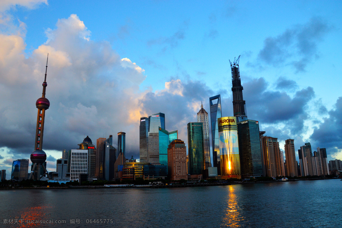 上海建筑 上海 地标性建筑 建筑物 海上 东方明珠 国内旅游 旅游摄影