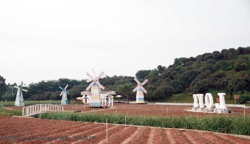 风车小屋 风车 小木屋 田园风格 粉色房子 土地绿草树木 自然景观 田园风光