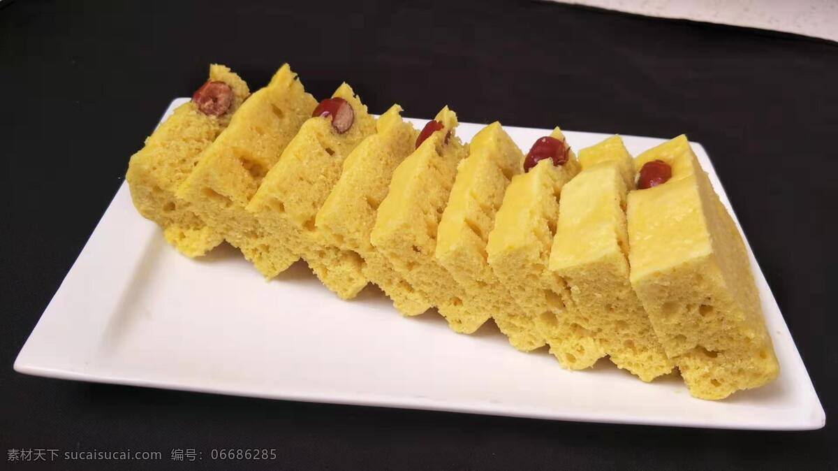 玉米发糕 南瓜 金瓜 玉米 发糕 发面饼 自制蛋糕 奶香 馒头 主食 餐饮美食 传统美食