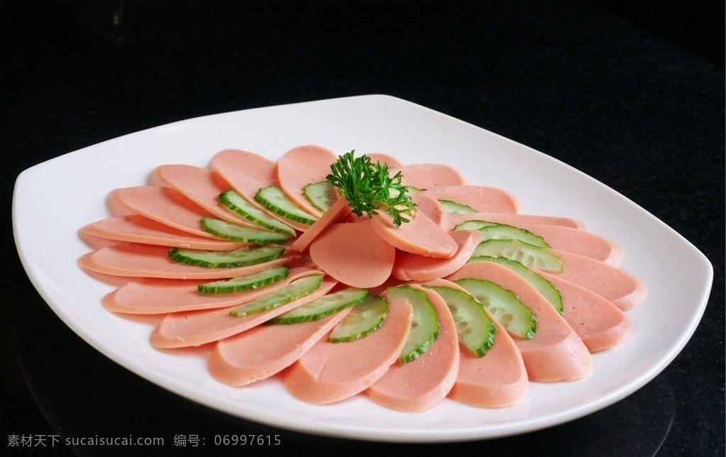 荤火腿肠 美食 传统美食 餐饮美食 高清菜谱用图