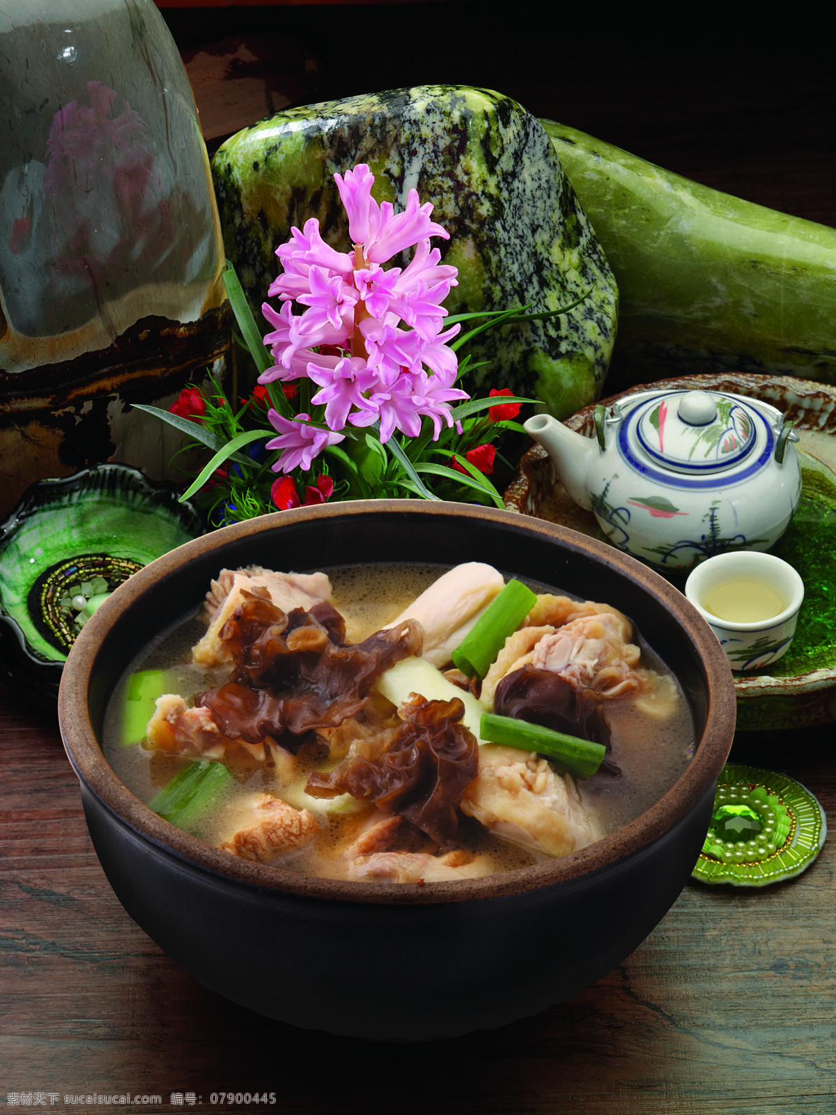 炖鸡汤 炖鸡 鸡汤 老母鸡汤 广西菜 美食 菜肴 酒店菜品 菜单 菜品 传统美食 餐饮美食