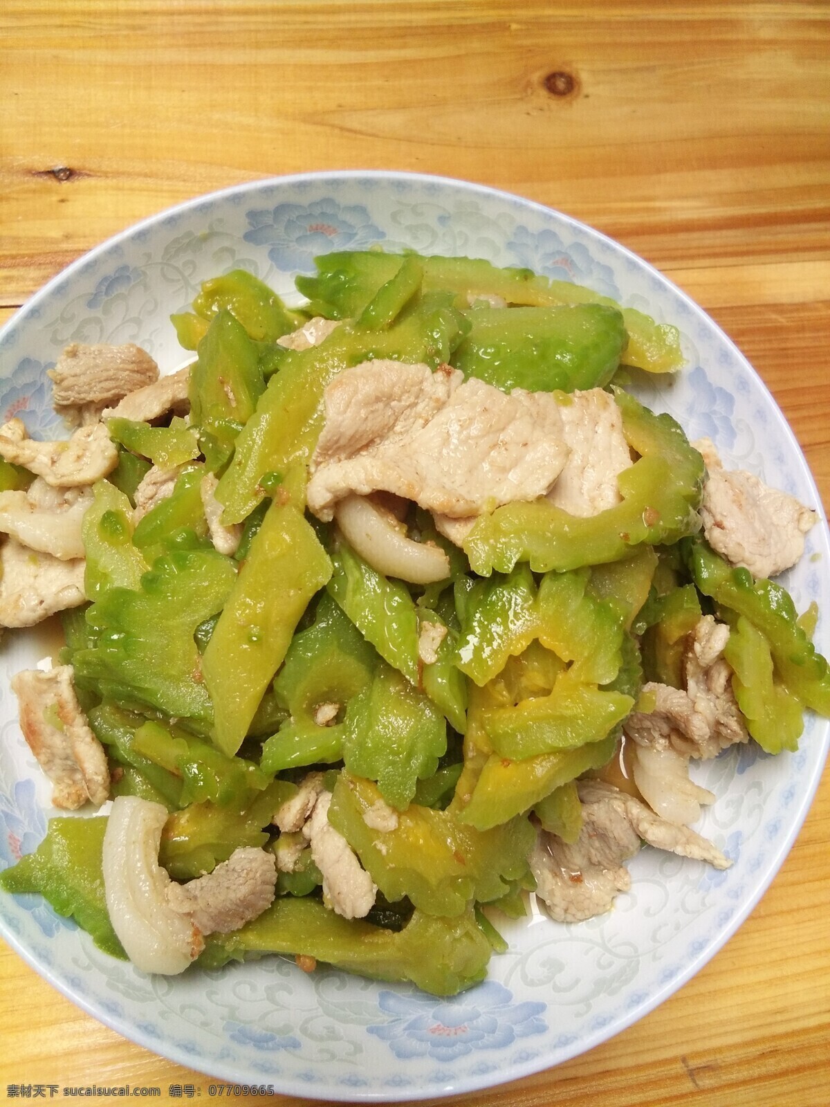 猪肉炒苦瓜 苦瓜 凉瓜 爆炒 猪肉 肉片 炒肉 小炒 炒苦瓜 农家菜 家常菜 苦瓜炒肉 小炒苦瓜 凉瓜炒肉 凉瓜肉片 餐饮美食 传统美食