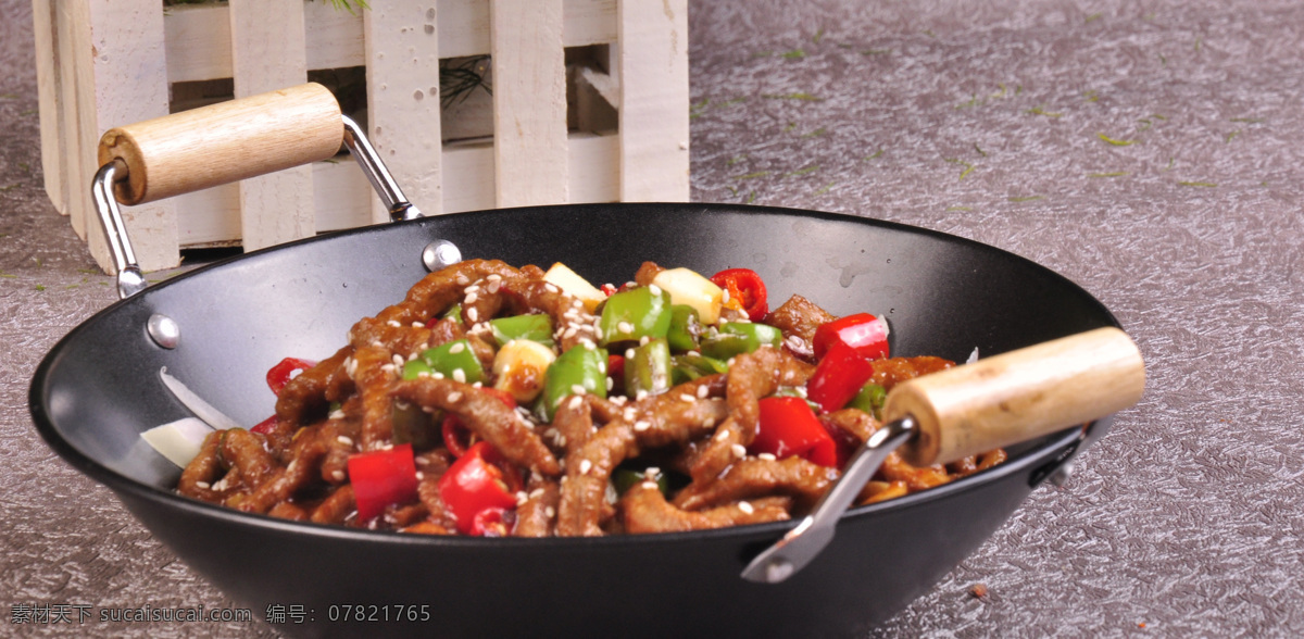 干锅狍子肉 干锅 狍子肉 干锅素材 狍子肉素材 传统美食 餐饮美食