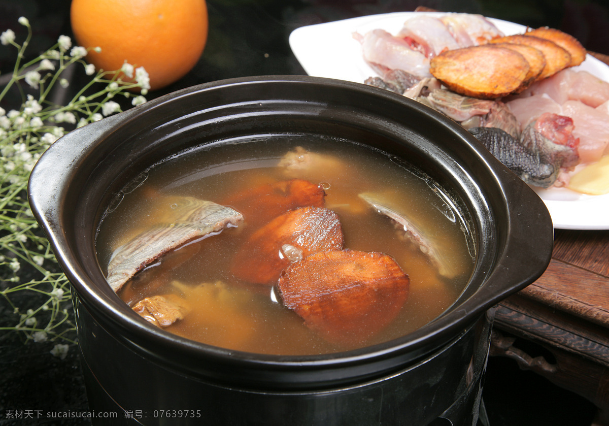 养生 锅 菜谱 餐饮美食 餐饮摄影 火锅 鹿茸 食物原料 乌鸡 养生锅 养生汤锅 营养 psd源文件 餐饮素材