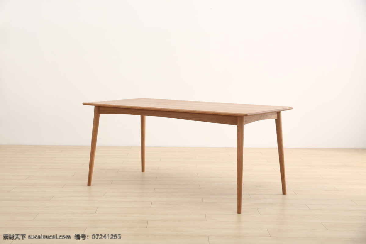 北欧实木餐桌 简约餐桌 餐桌 空餐桌 简洁餐桌 桌子 家具 实木家具 照片素材 生活百科 生活素材