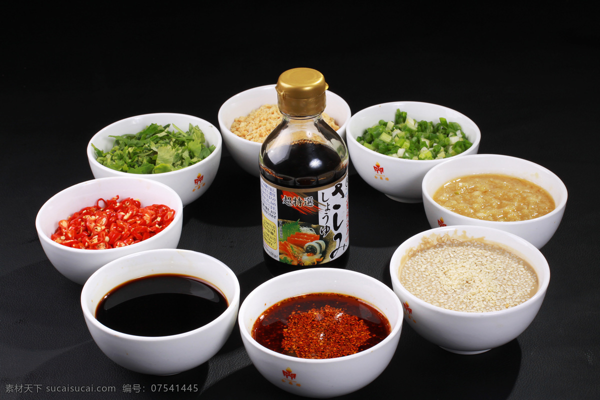 火锅小料 各种口味 味碟 火锅调料 火锅蘸料 火锅佐料 调味 特色小料 小料碗 火锅 火锅菜品 豆捞 火锅配菜 涮锅子 火锅食材 食物原料 餐饮美食 传统美食 菜品 大全