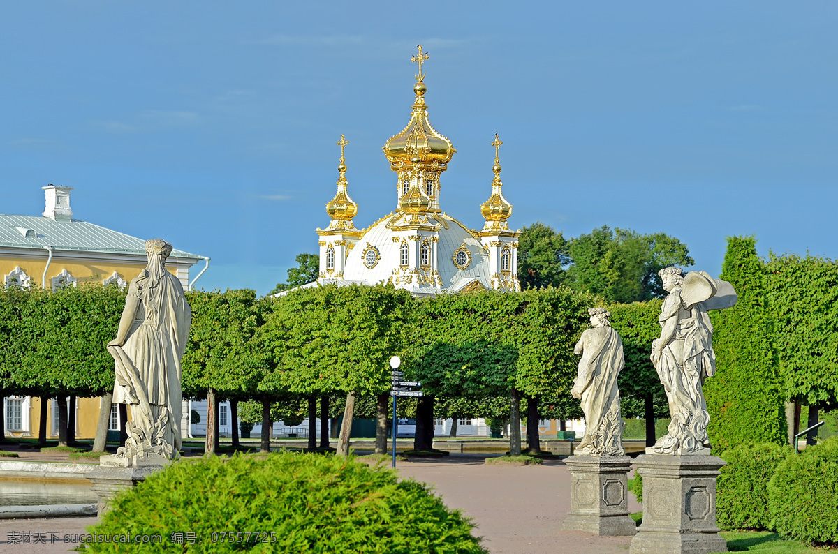 圣彼得堡 列宁格勒 彼得格勒 俄罗斯 城堡 雕像 树木 国外建筑 建筑摄影 建筑园林