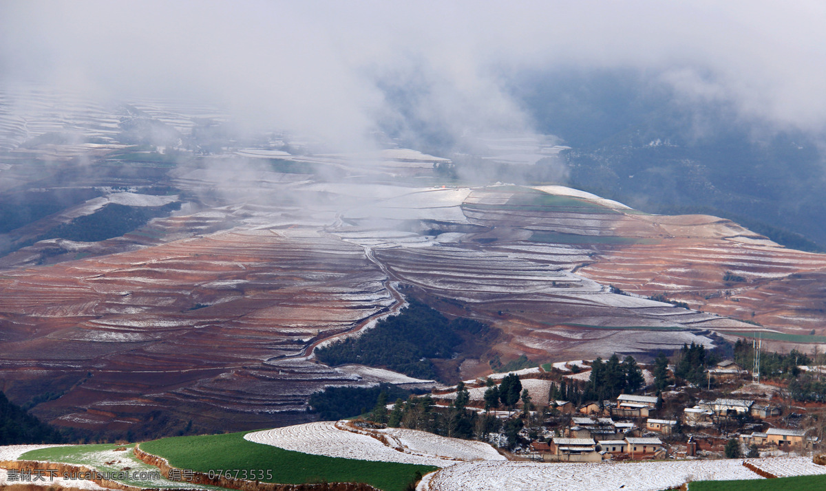 云南 东川 红土地 风景