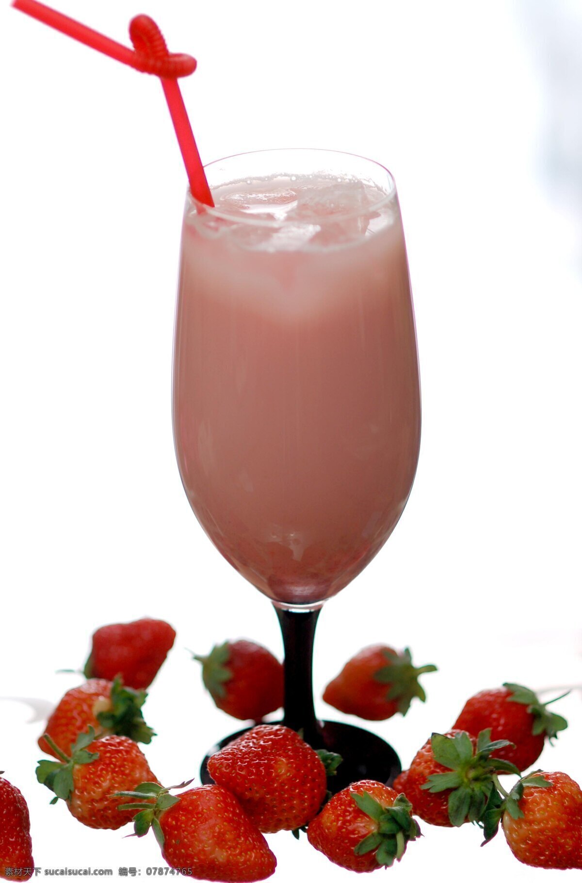 草莓汁 果汁 草莓 饮品 饮料 冷饮 凉爽 饮料酒水 餐饮美食