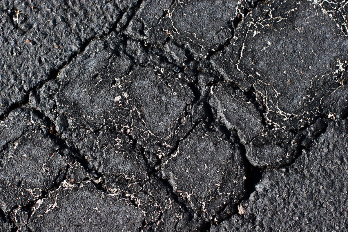 破裂沥青路面 路面 皲裂 马路 柏油路 沥青路 地震 汶川 沥青 损坏 黑色