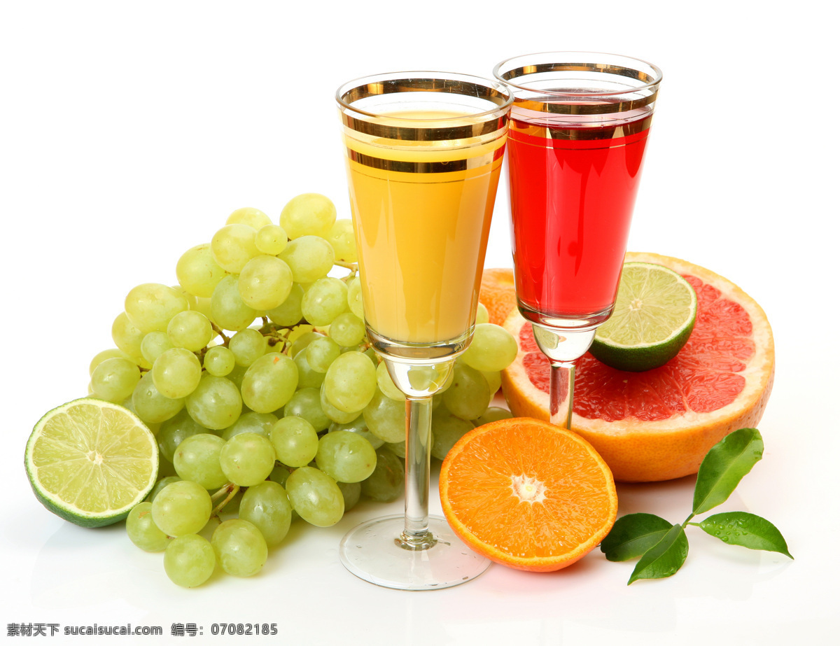 水果 果汁 橙汁 饮料 橙子 橘子 葡萄 柠檬 杯子 叶子 果肉 新鲜水果 摄影图 高清图片 酒类图片 餐饮美食
