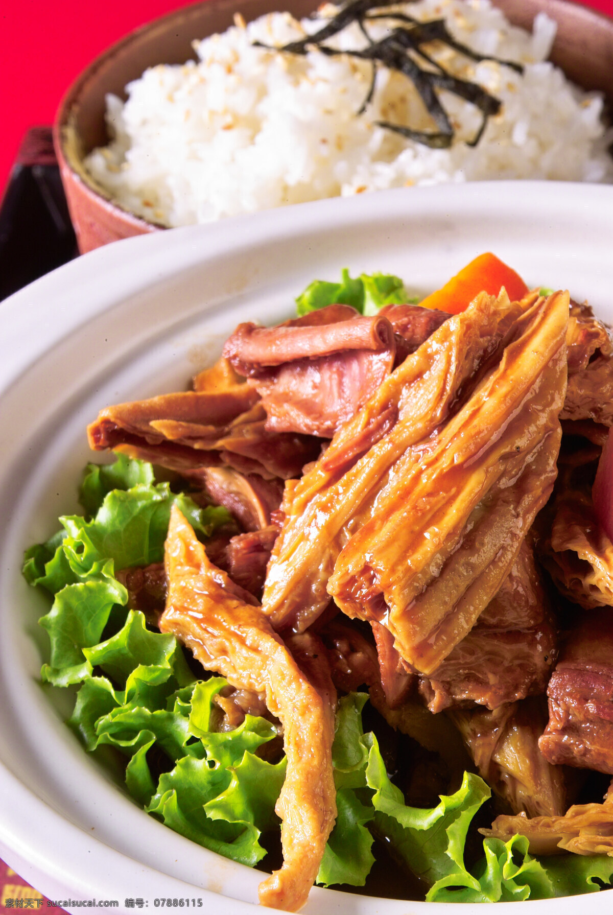 腐竹牛腩特写 中式 中国 菜品 菜式 秘制 传统 腐竹 牛腩 牛肉 生菜 传统美食 餐饮美食