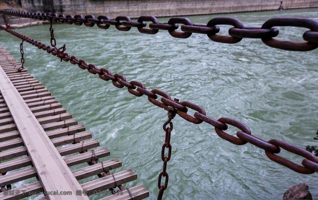 泸定桥 浮桥 铁链 铁索 革命纪念 大渡河 旅游摄影 国内旅游