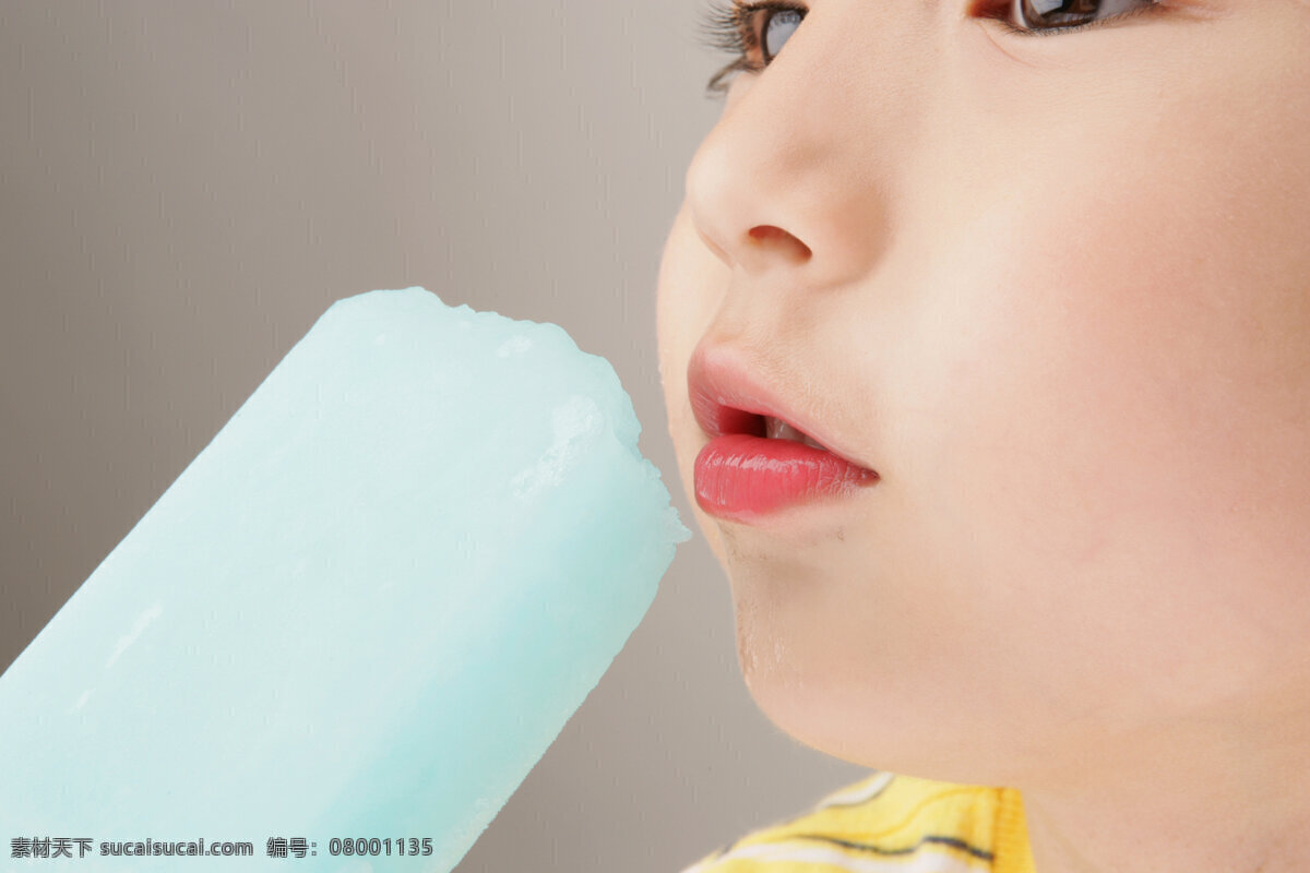吃 冰棒 儿童 可爱儿童 小孩子 小孩儿 可爱 儿童幼儿 美味 好吃 食物 可口 诱人 儿童图片 人物图片