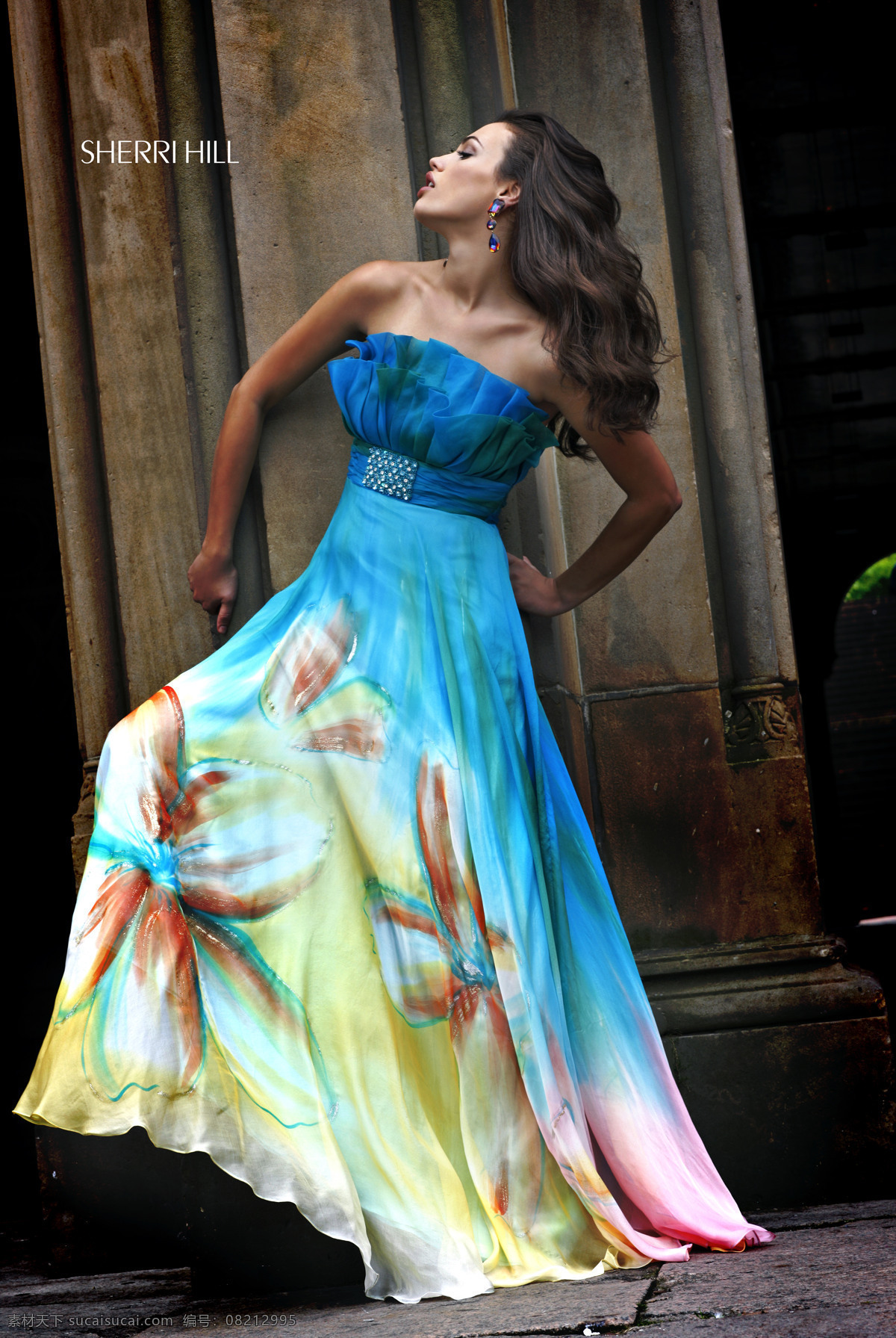 sherri hill 高级 晚礼服 展示 高清 晚装 礼服 女性女人 人物图库