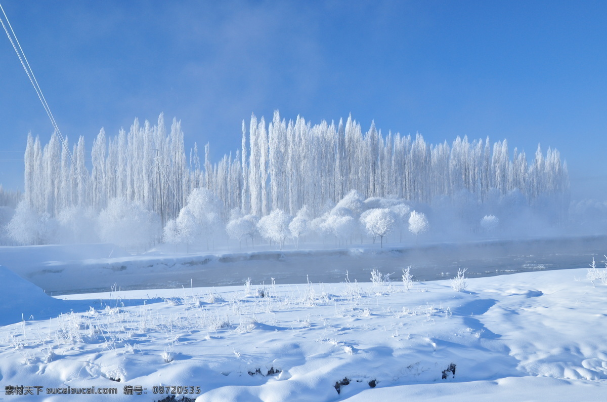 冬季雪景背景 广告背景 海报背景 蓝天白雪 圣诞节背景 雪花