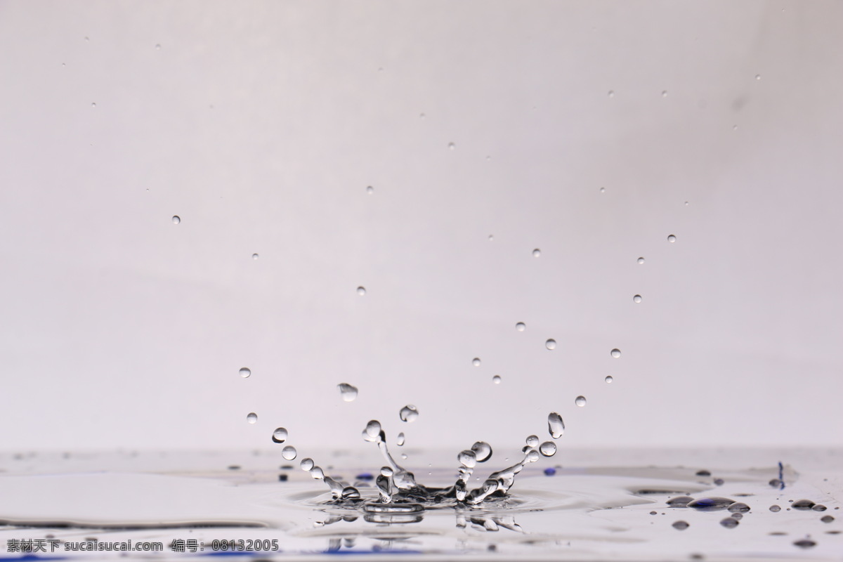 水滴 特效素材 水滴素材 水滴溅开 水滴四溅 自然景观