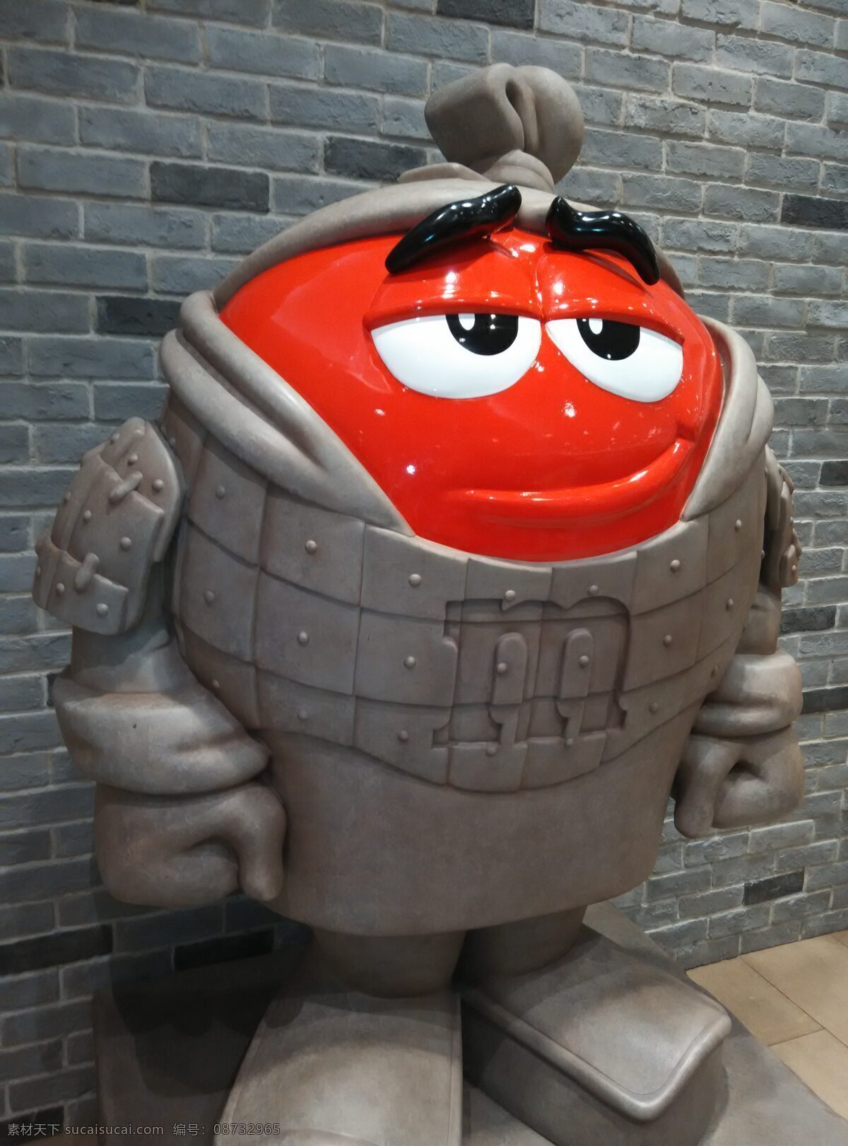 萌萌的 红色 卡通 雕塑 雕像 生活百科 娱乐休闲