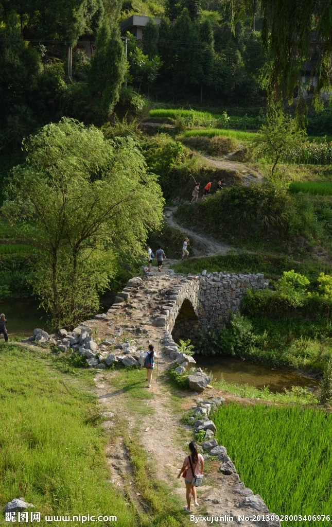 拱桥 小路 石路 小溪 乡村之路 崎岖 人文景观 旅游摄影