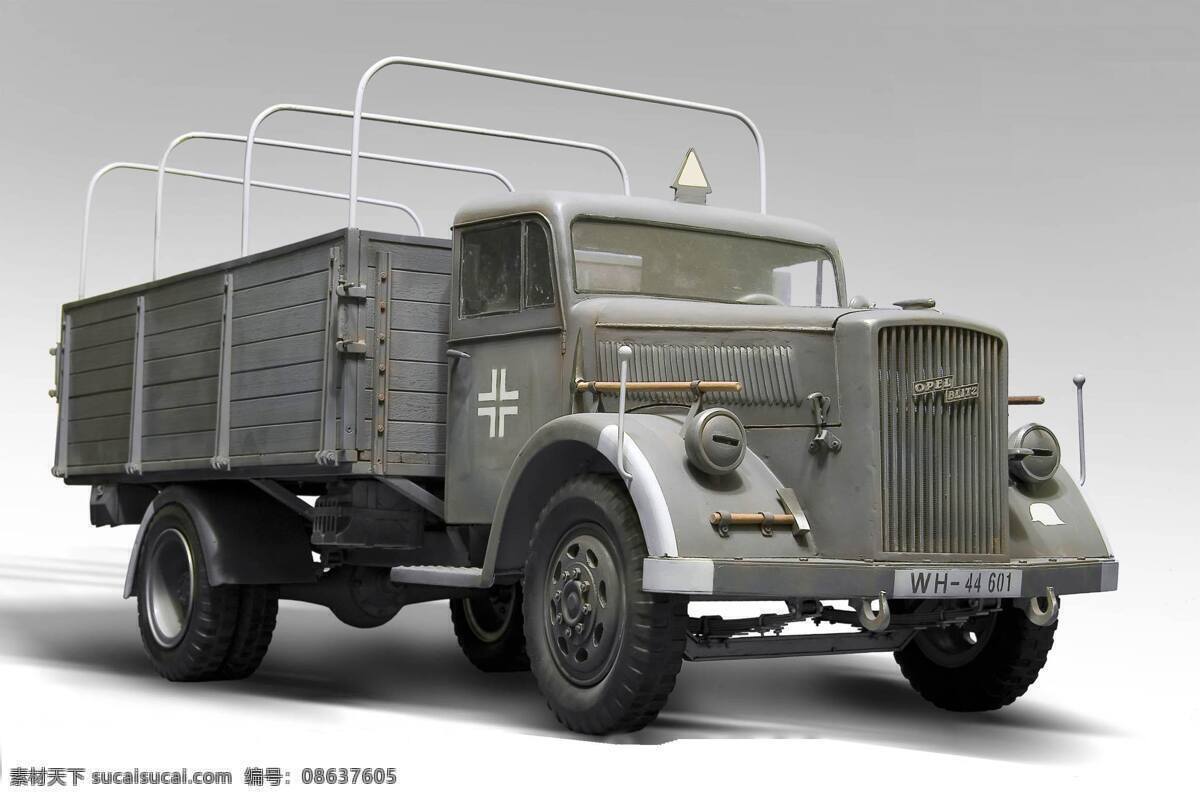 德国 二战 军事武器 现代科技 军用 卡车 军用卡车 六轮卡车 运兵车 部队装备 军用车辆之一 军事类图集 展板 部队党建展板