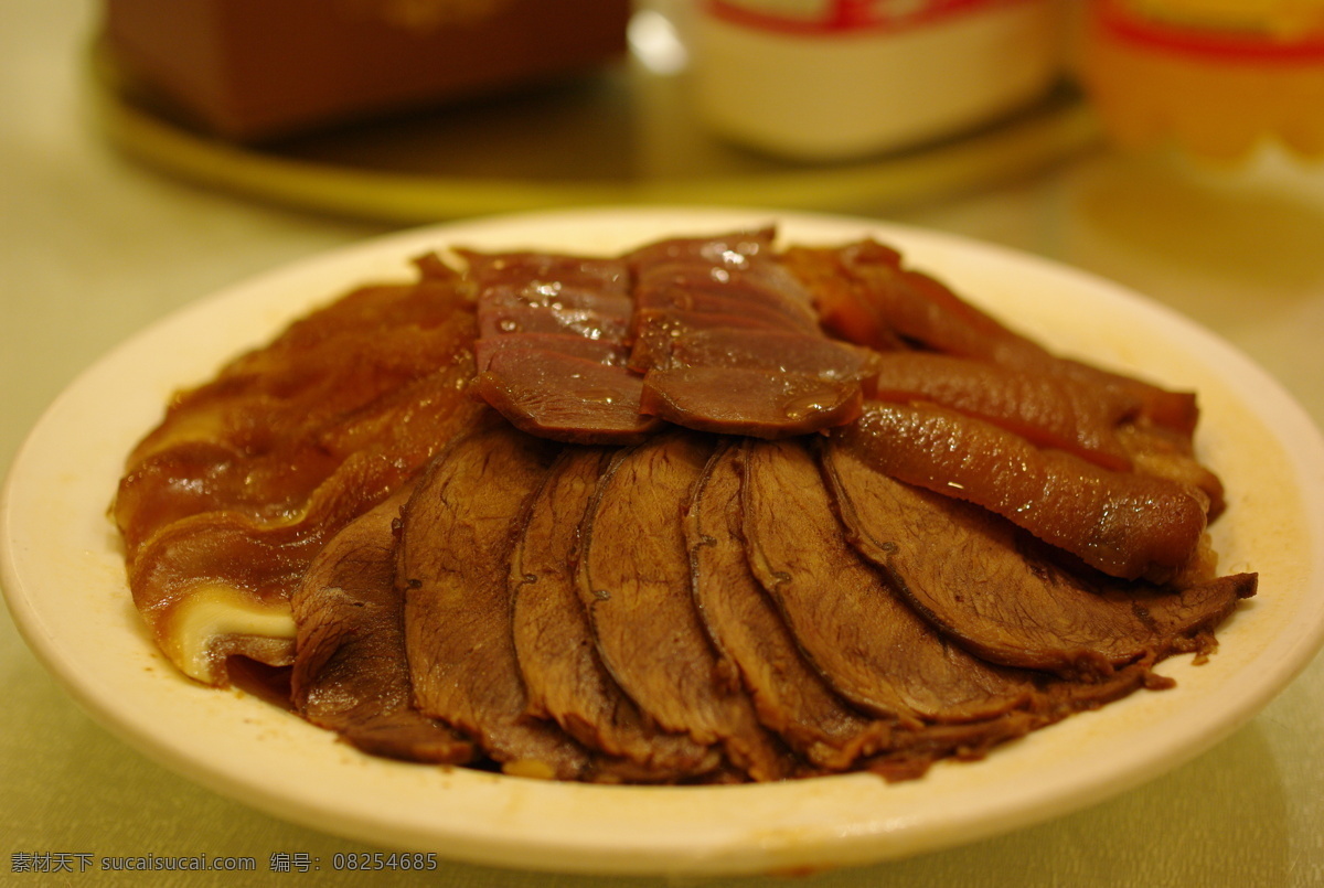 牛肉 卤牛肉 牛肉片 美食 拼盘 鸭肫 猪耳朵 耳朵皮 卤菜 凉菜 传统美食 餐饮美食