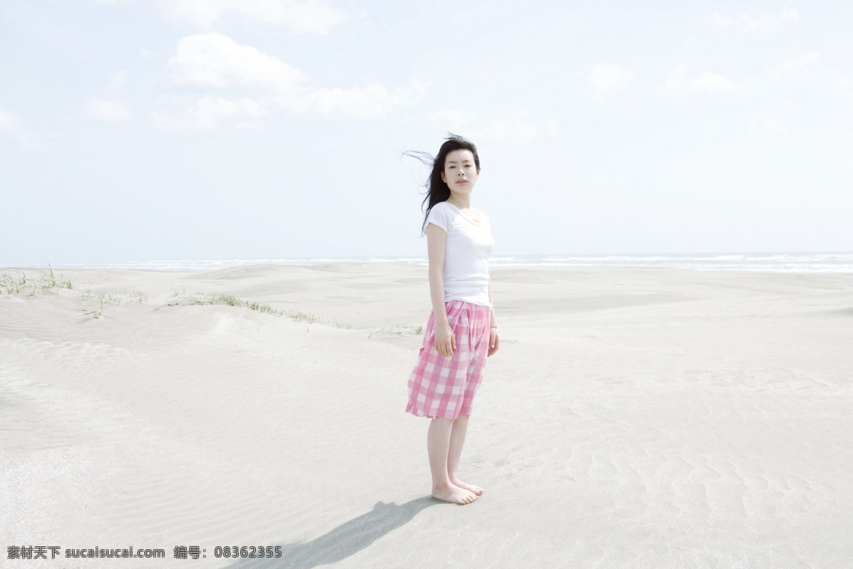 沙滩 上 美女图片 沙滩上的美女 女性 美女 女人 生活人物 人物摄影 人物图片