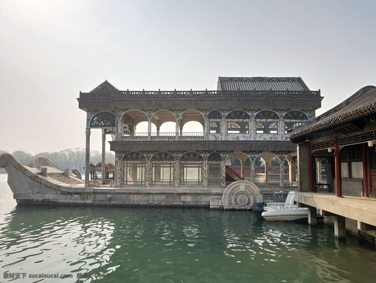 颐和园 天空 旅游 景点 建筑 游玩 寺庙 北京 古建筑 船 水 旅游摄影 国内旅游
