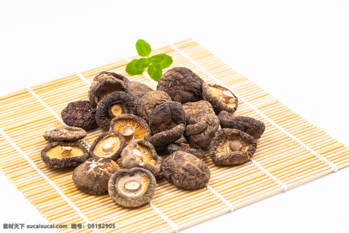 香菇干 干香菇 香菇 花蕈 香信 椎茸 冬菰 厚菇 花菇 食物 食材 餐饮美食 食物原料 食物原料01