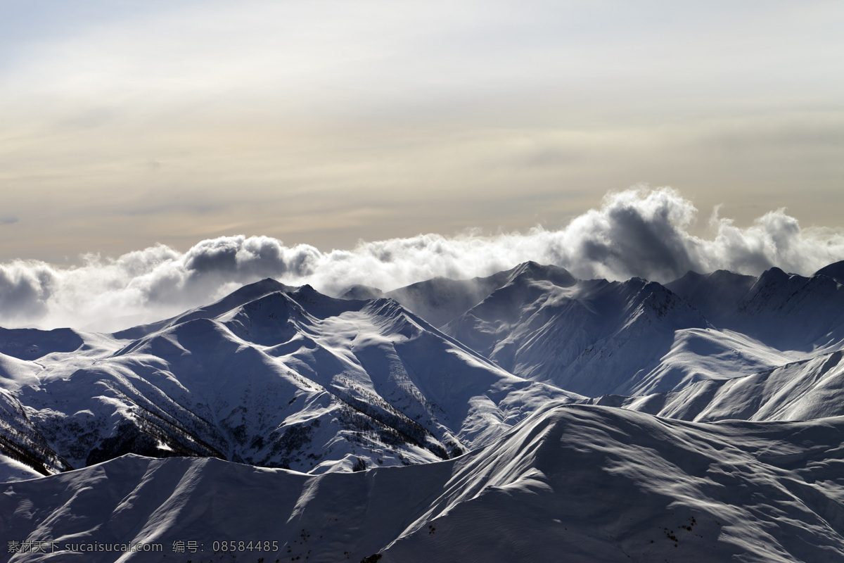 雪山 雪景 冬季 冬季雪景 高山 山脉 山峦 山峰 山巅 山顶 蓝天 高原 自然景观 自然 景色 高清 自然风景