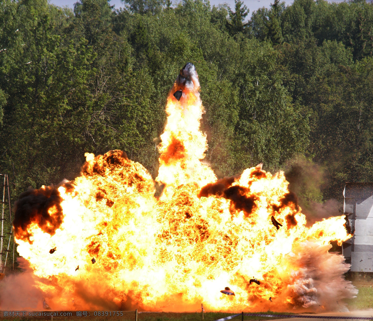 爆炸 特效 烟雾 硝烟 炸弹 爆破 浓烟 火焰 军事武器 现代科技