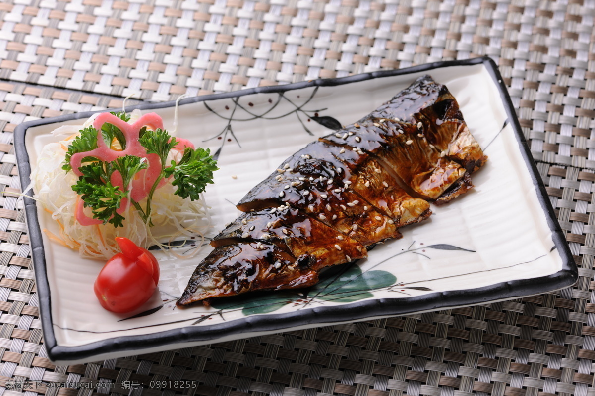 蒲烧青花鱼 日本料理 日本美食 美食 日式料理 青花鱼 餐饮美食