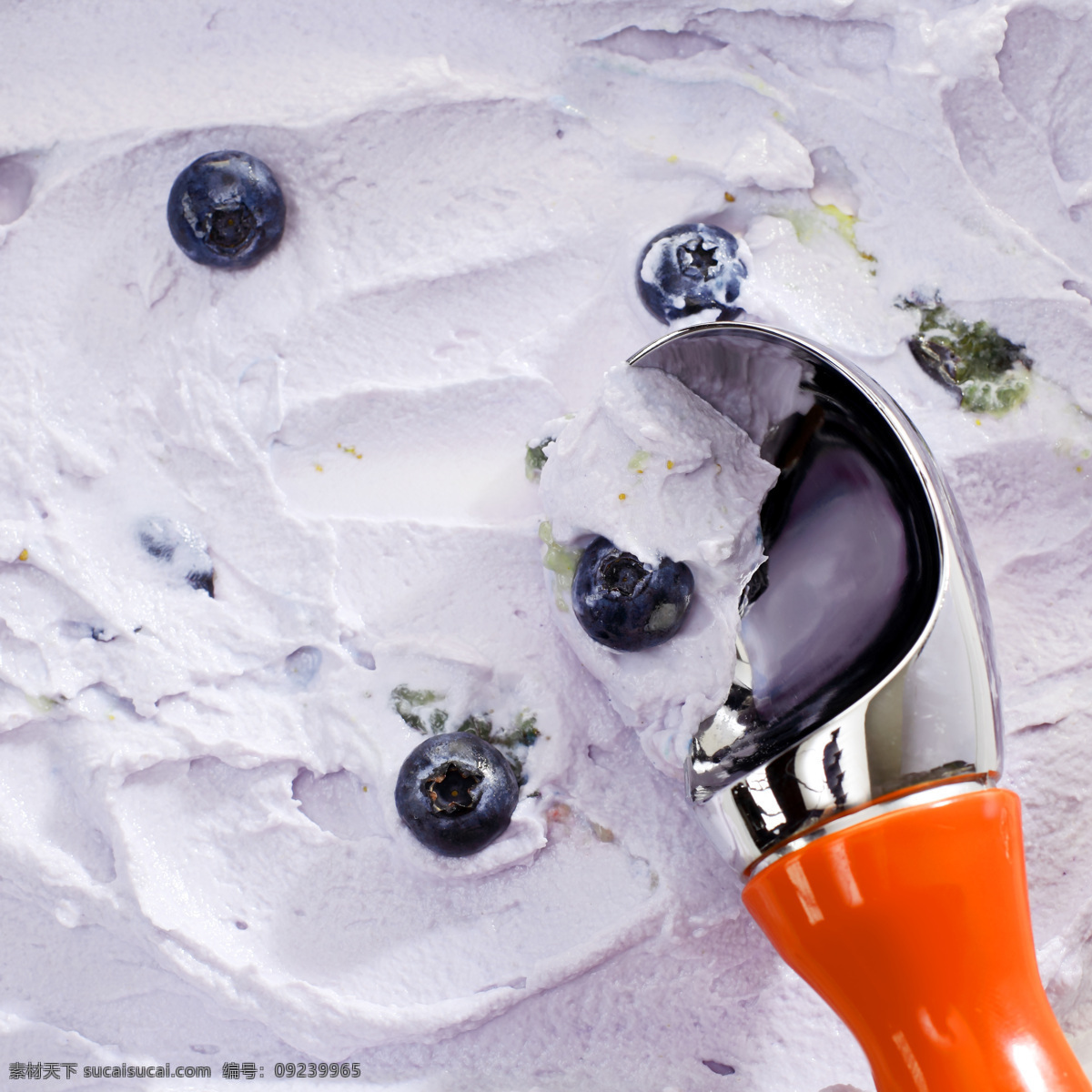 蓝莓 果酱 冰淇淋 蓝莓冰淇淋 冰激凌 甜品美食 食物摄影 美味 美食图片 餐饮美食