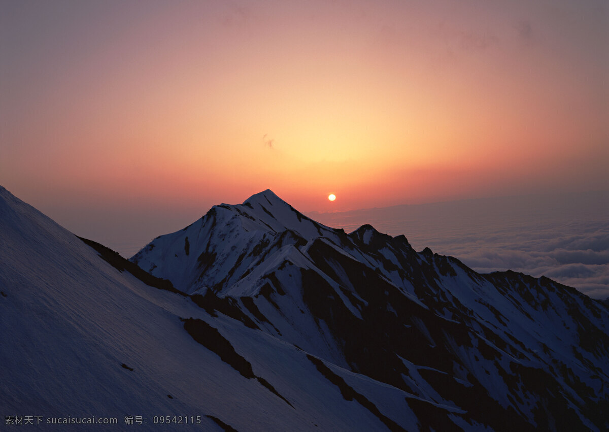 雪山 夕阳 美丽风景 自然风景 风景摄影 大自然 美景 景色 落日 山峰 山水风景 风景图片