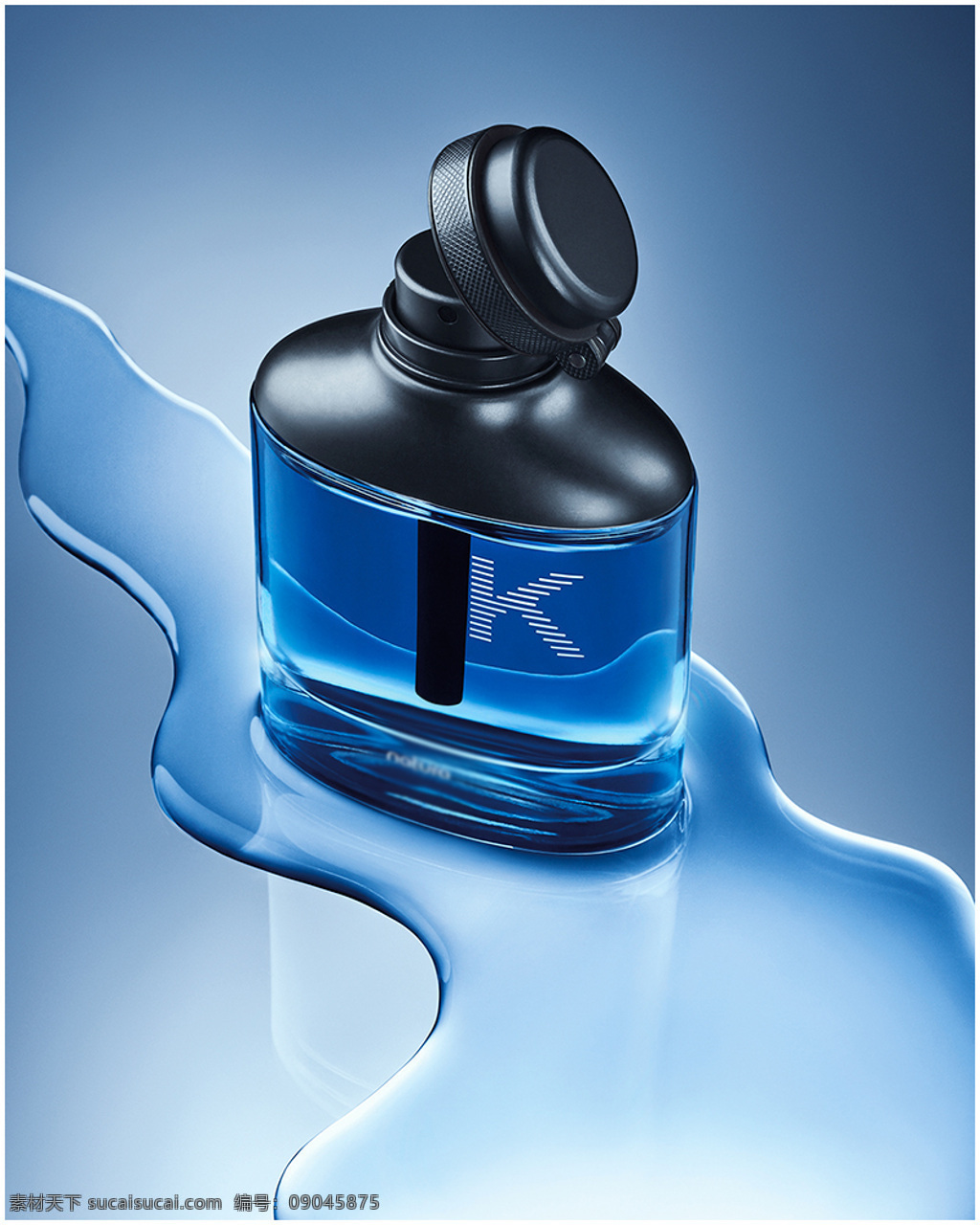 透明 玻璃 香水瓶 产品 蓝色 容器