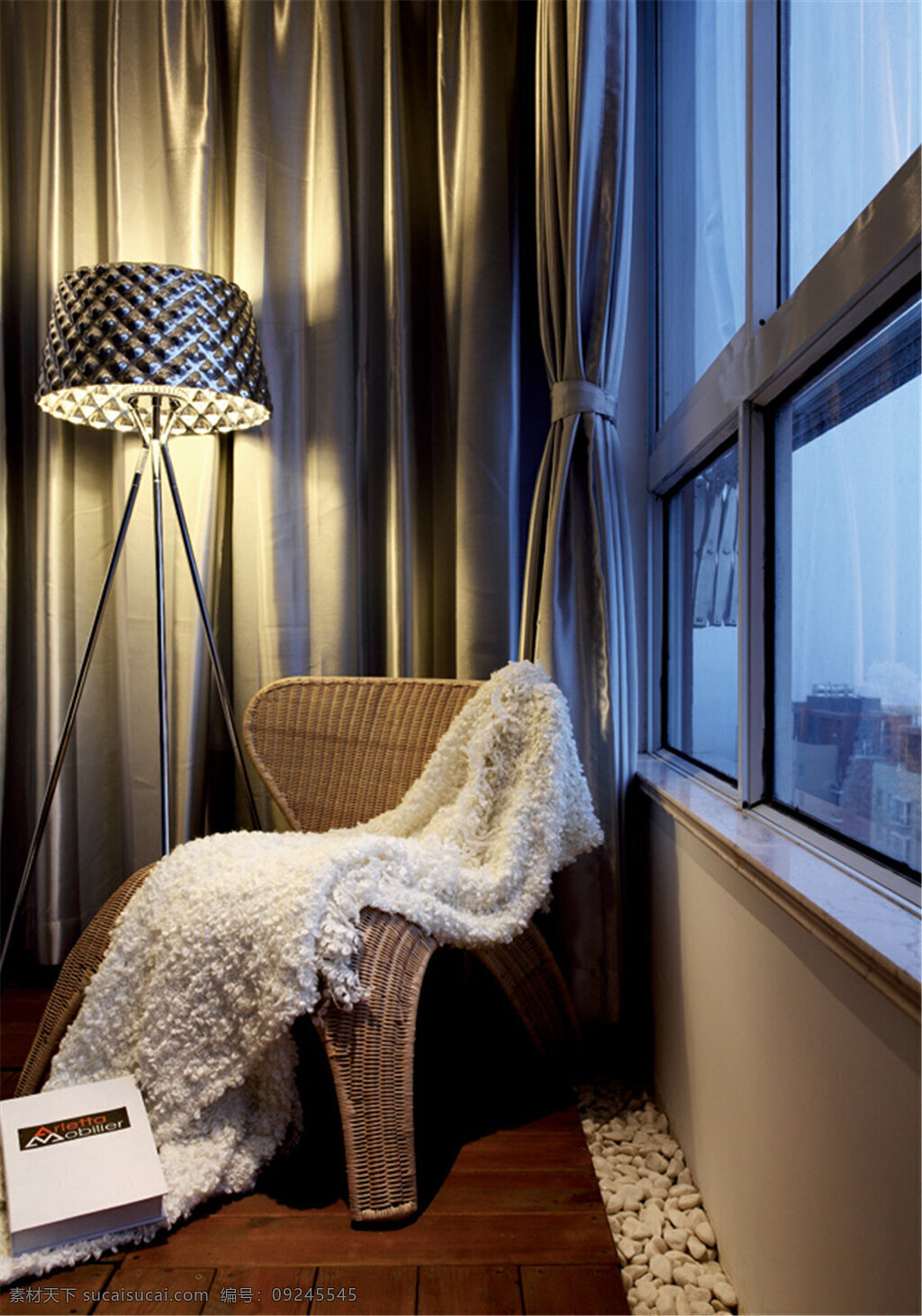 时尚 客厅 角落 设计图 家居生活 室内设计 装修 室内 家具 装修设计 环境设计 落地灯 椅子 窗户 木地板