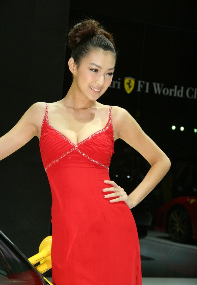 广州车展车模 广州车展 车模 美女 女性 汽车 时尚 展会 展览 女性女人 人物图库