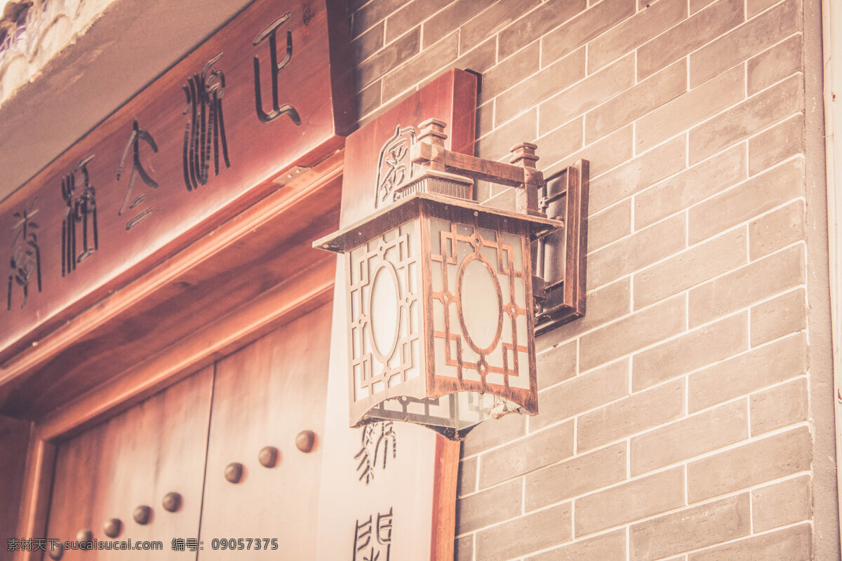 古典 门前 灯笼 古风 灯 复古的灯 复古 摄影图 商用 风景