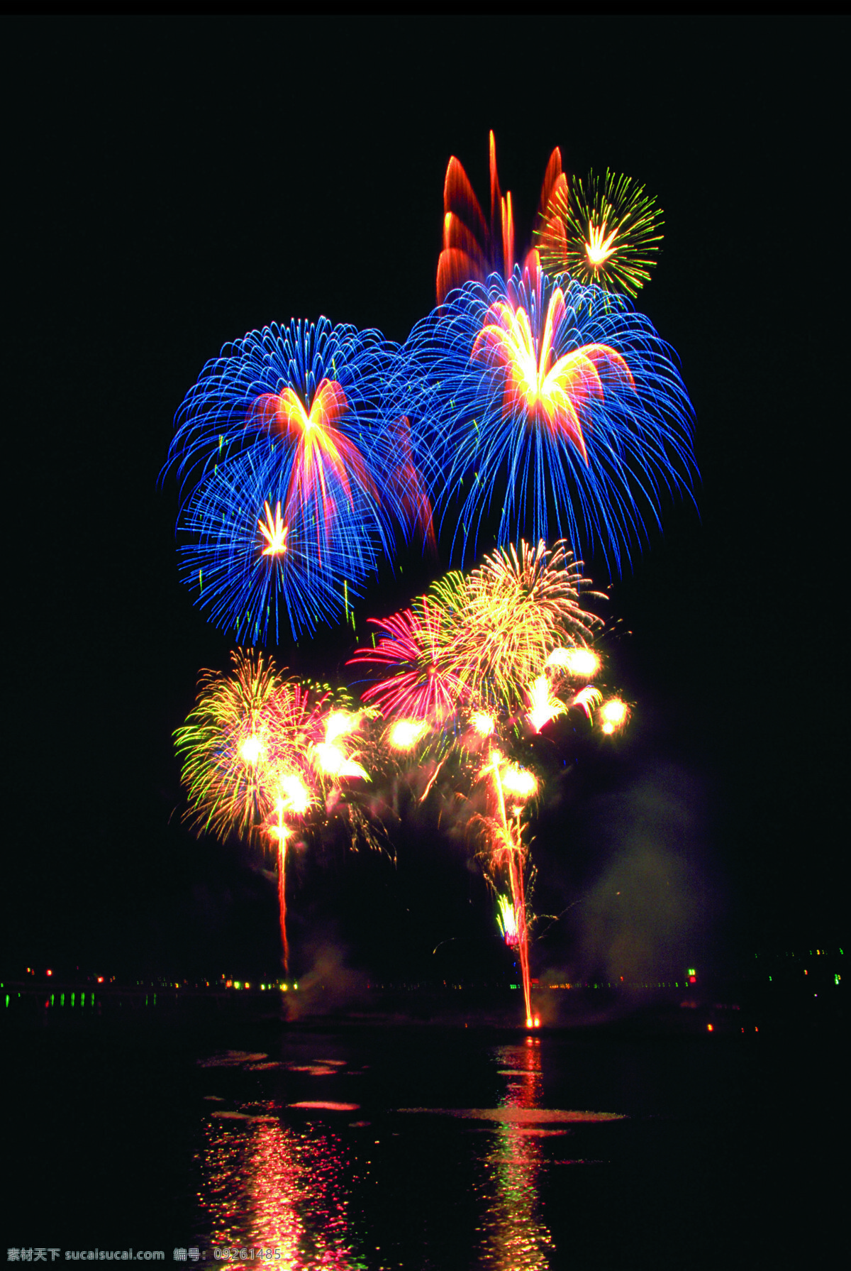 烟花 夜空 夜晚 江面 我靠 我日 节日素材 其他节日