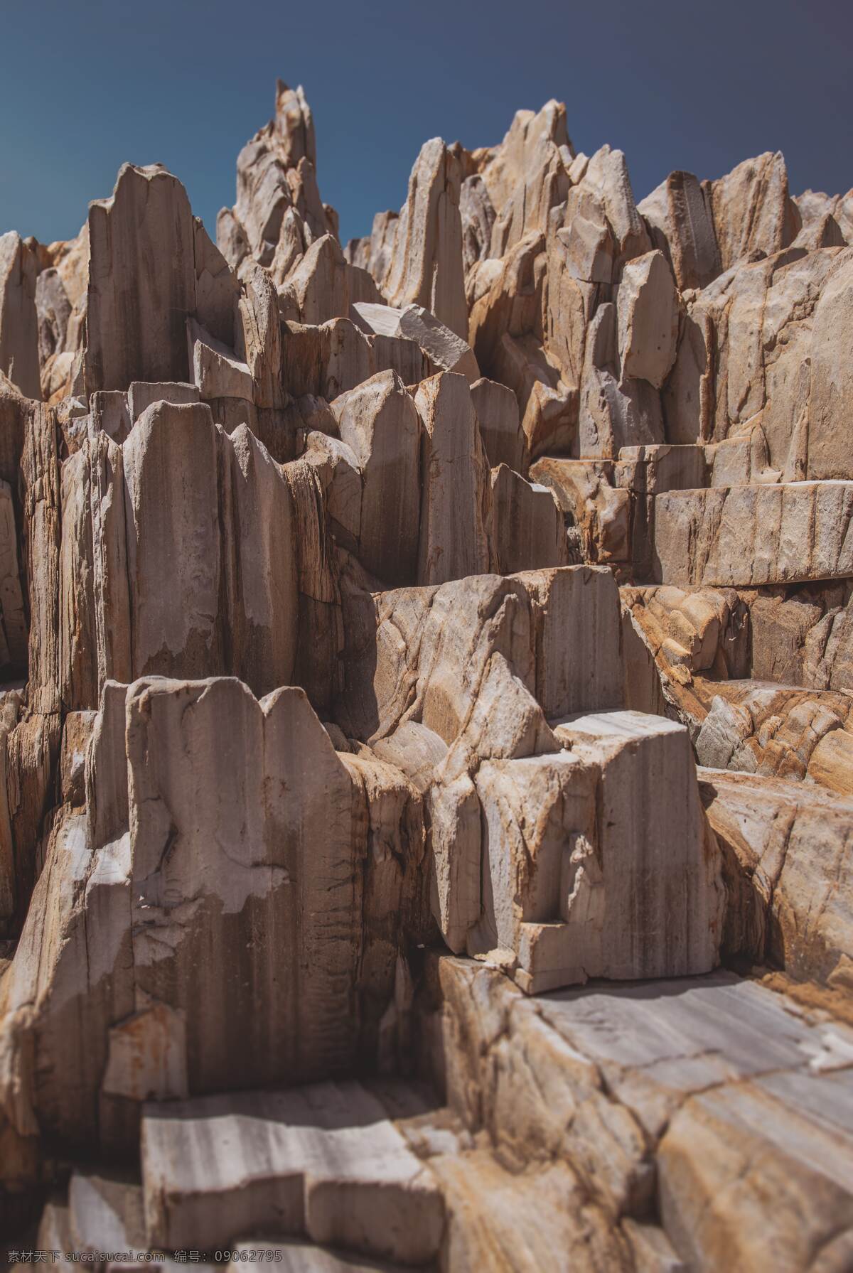 岩石 山 岩层 峭壁 石壁 石头 石头纹理 纹理 背景 摄影素材 风景 自然景观 自然风景