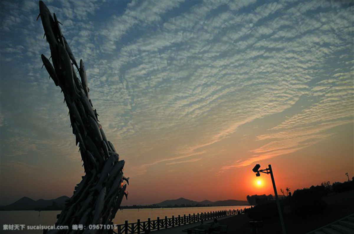 国内旅游 湖水 黄昏 剪影 旅游摄影 唯美 夕阳 美景 夕阳美景 云龙湖 晚照 psd源文件