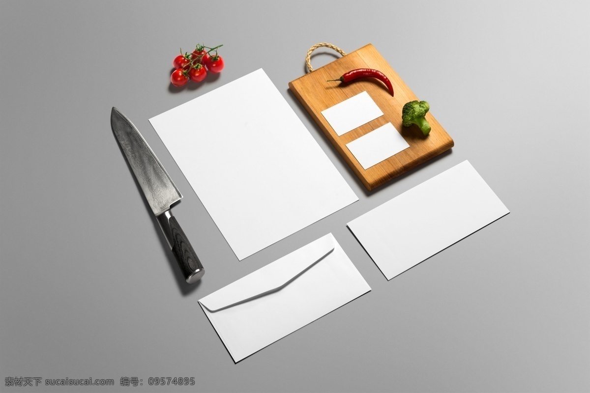 白色 信封 红 辣椒 源文件 菜板 白纸信封 小刀 切东西 木板