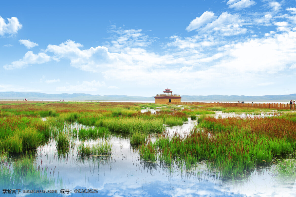 甘南尕海湖 甘南 碌曲县 尕海湖 湿地 蓝天 白云 旅游摄影 国内旅游