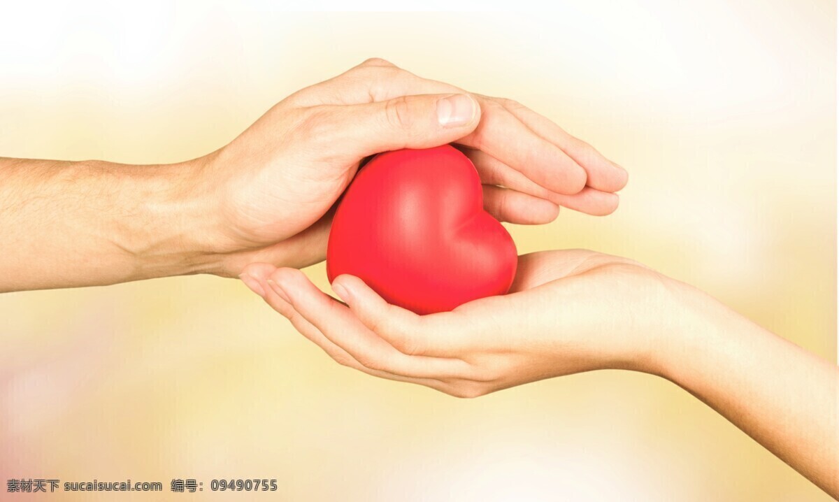 爱心传递 红色心形 红色爱心 手手相传 公益 慈善 男人手 女人手 生活百科