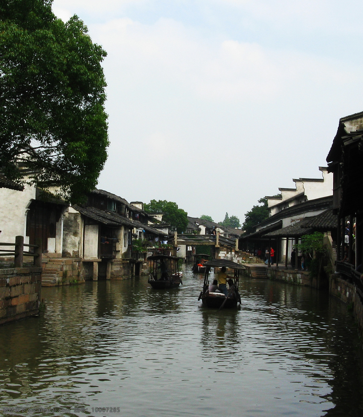 乌镇 江南古镇乌镇 江南水乡 浙江 古镇 船 灯笼 花灯 垂柳 流水 游人 江南古镇 桥 水 树 人物 小桥流水 夜景 水乡 浙江乌镇 自然景观 风景名胜 摄影图库 国内旅游 旅游摄影 自然风景